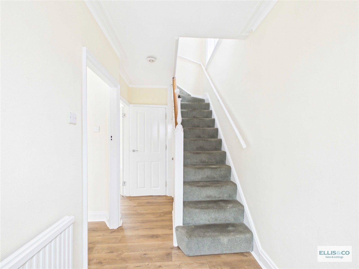 House Tintern Way in Greater London