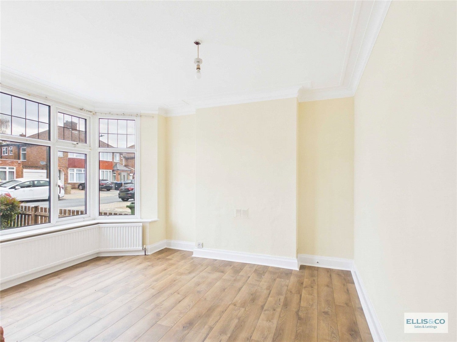 House Tintern Way in Greater London