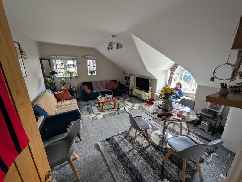 Room Freeland Road in Greater London