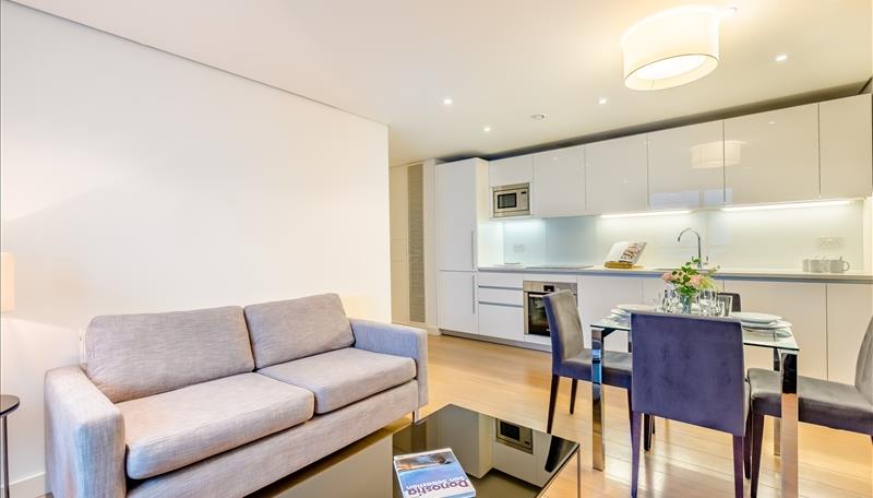 Flat Merchant Square in City of Westminster