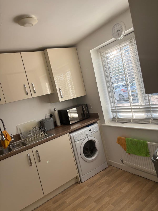 Room Rumney Penrose Road in Bristol
