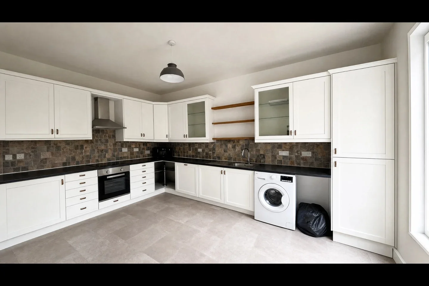 Room Farquharson Road in Greater London