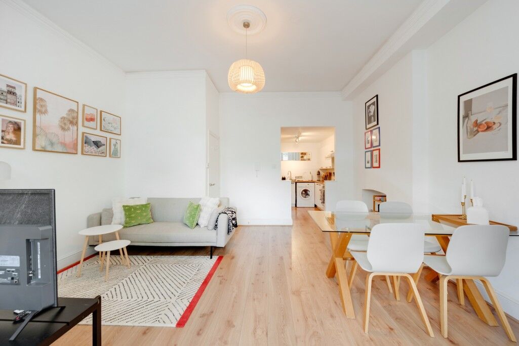 Flat Sutherland Avenue in City of Westminster
