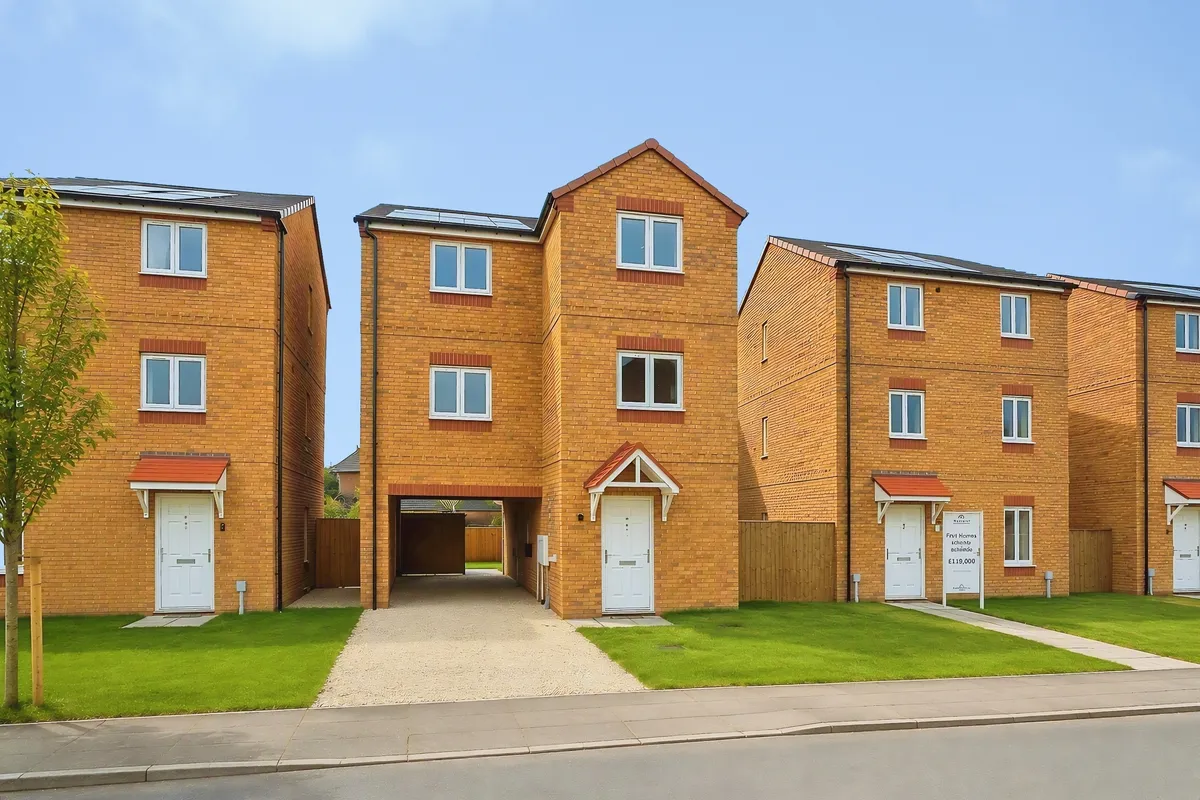 House Horsley Road in West Lindsey