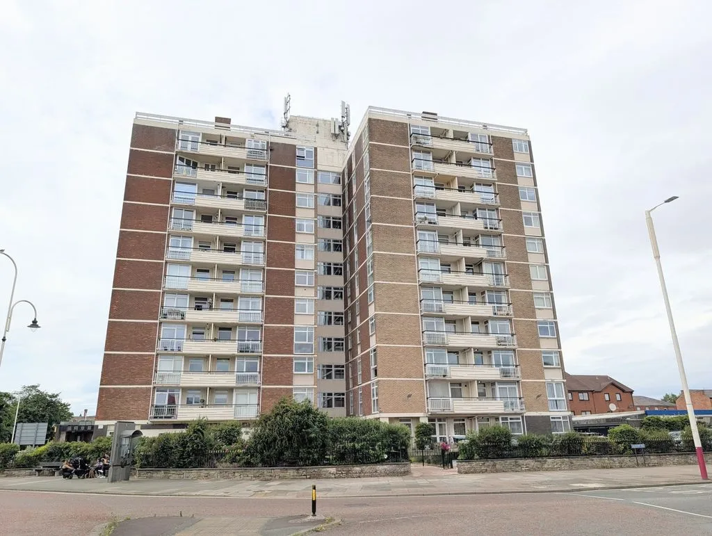 Flat Albert Road in Southport