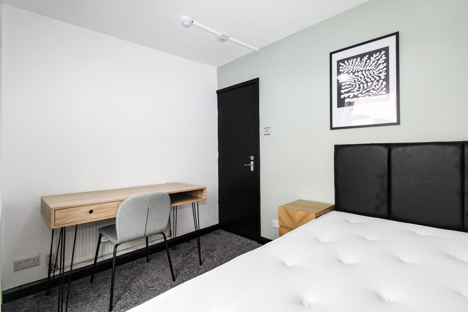 Room Grimthorpe Place in Leeds