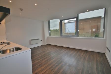 Flat Wesley Walk in Basingstoke and Deane