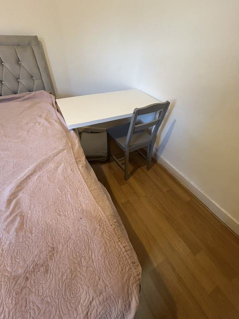 Room Eldon Road in Greater London