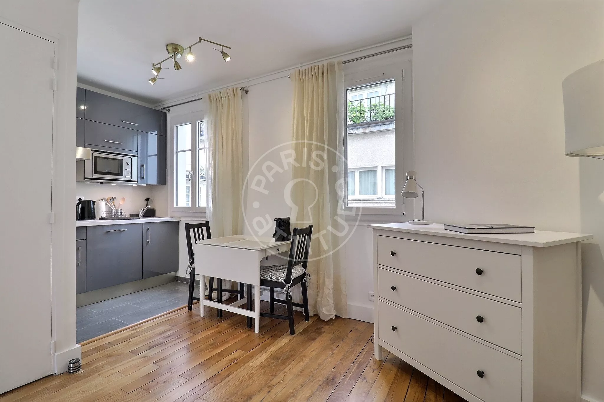 Flat Boulevard Pereire in Paris