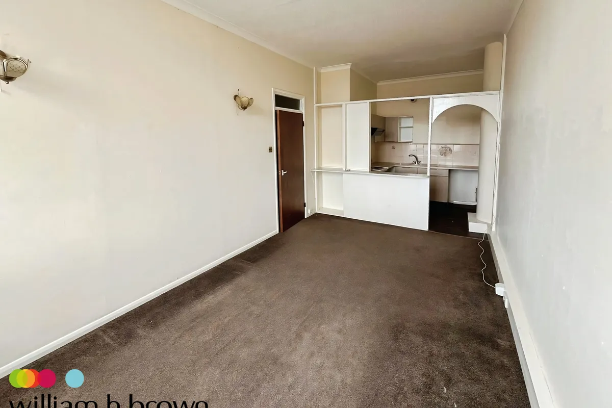 Flat Princess Margaret Road in East Tilbury