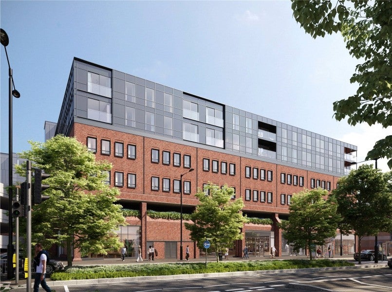Flat Pembroke Broadway in Surrey Heath