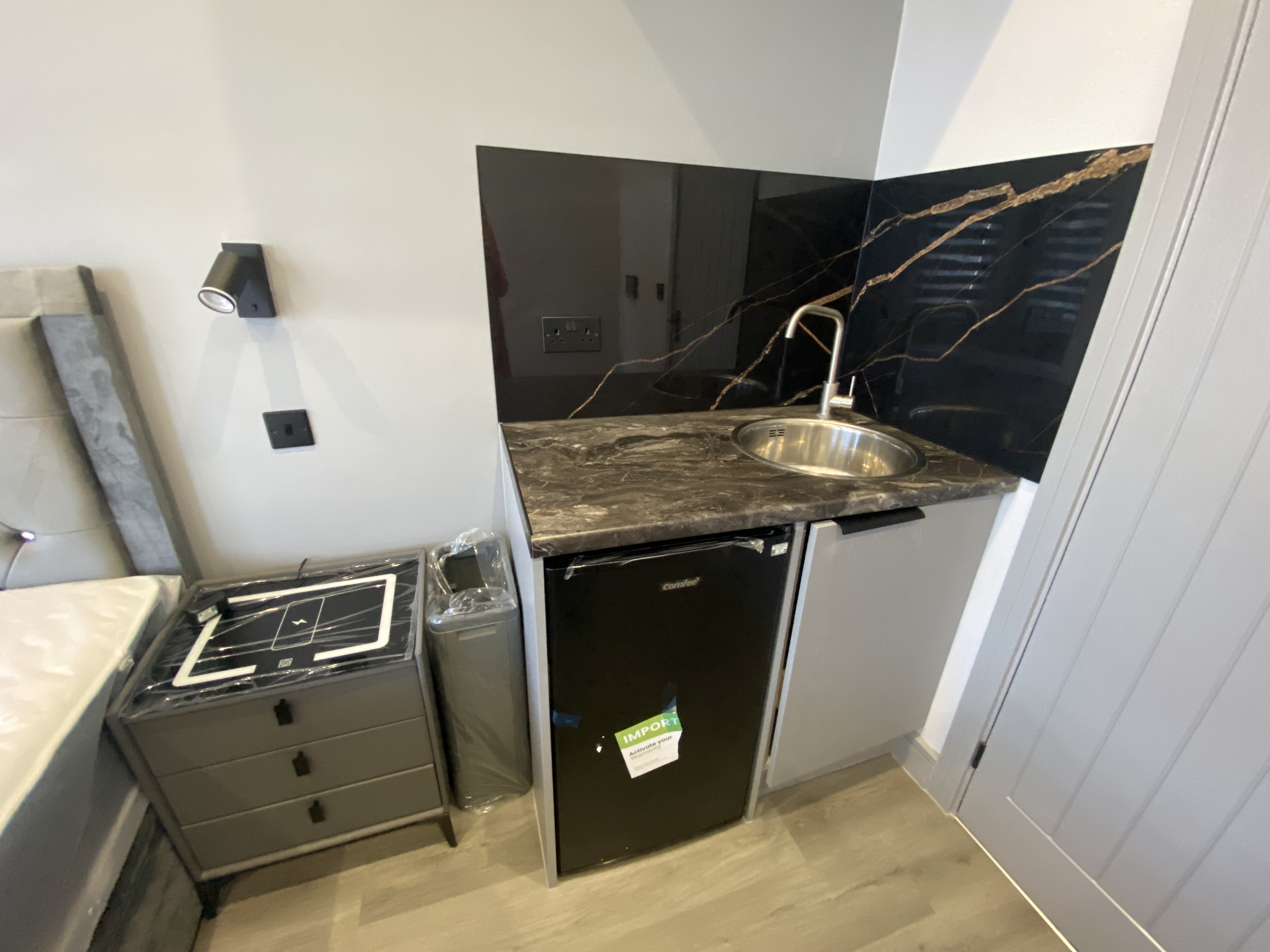 Flat Wimborne Road in Southend-on-Sea