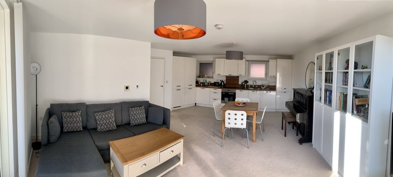 Room Blondin Way in Greater London