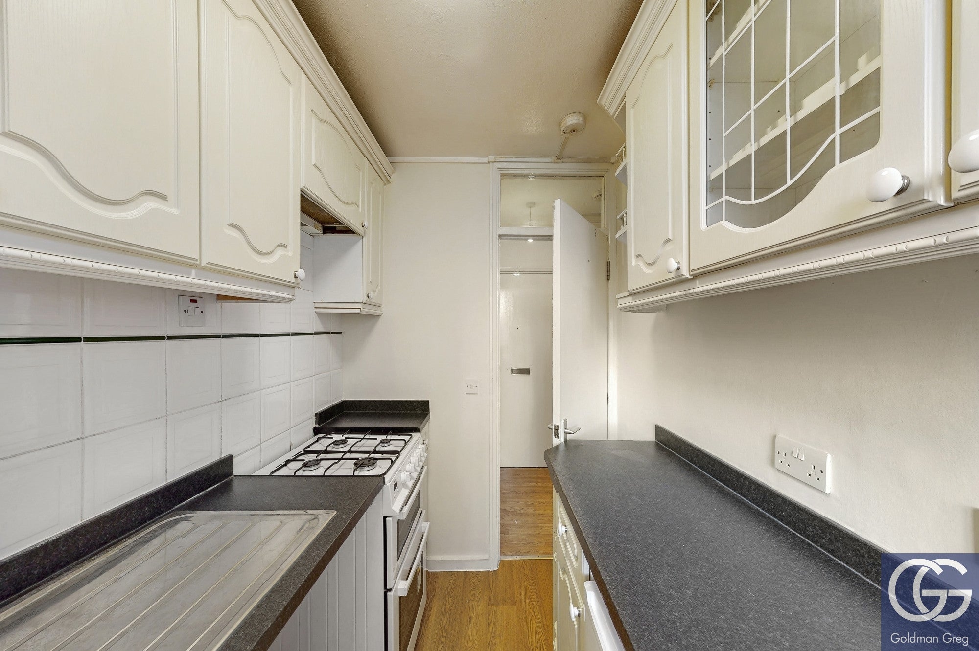 Flat Parkhurst Road in Greater London