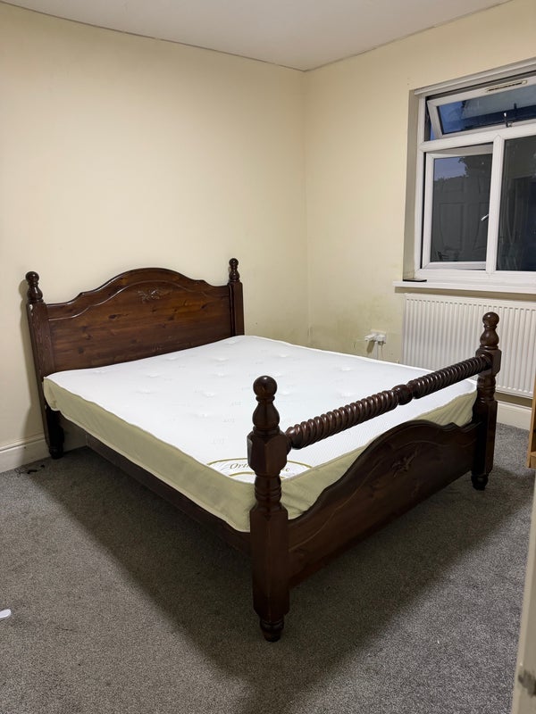 Room Park Road in Dudley