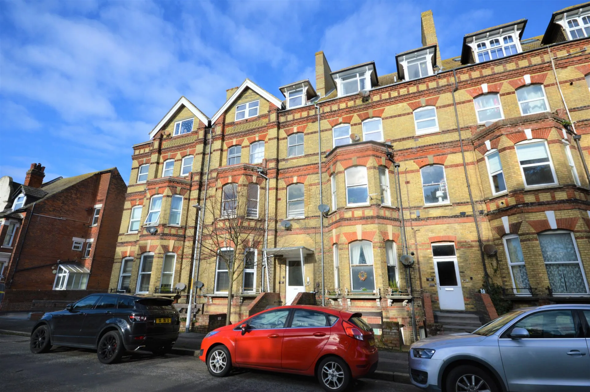 Flat Westbourne Gardens in Folkestone and Hythe District