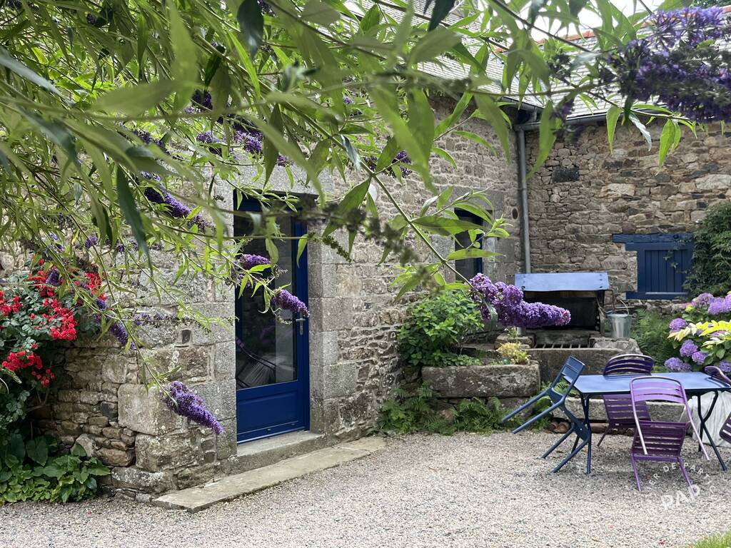 House Rue des Écoles in Plélo