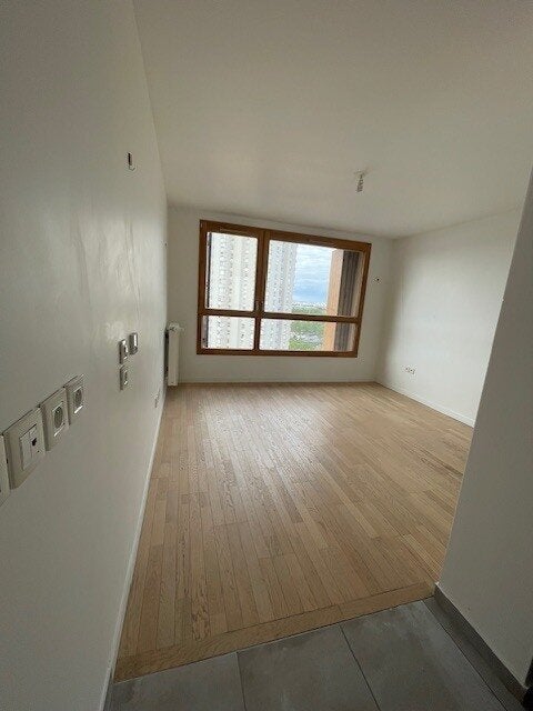 Appartement Rue Éva Kotchever à Paris