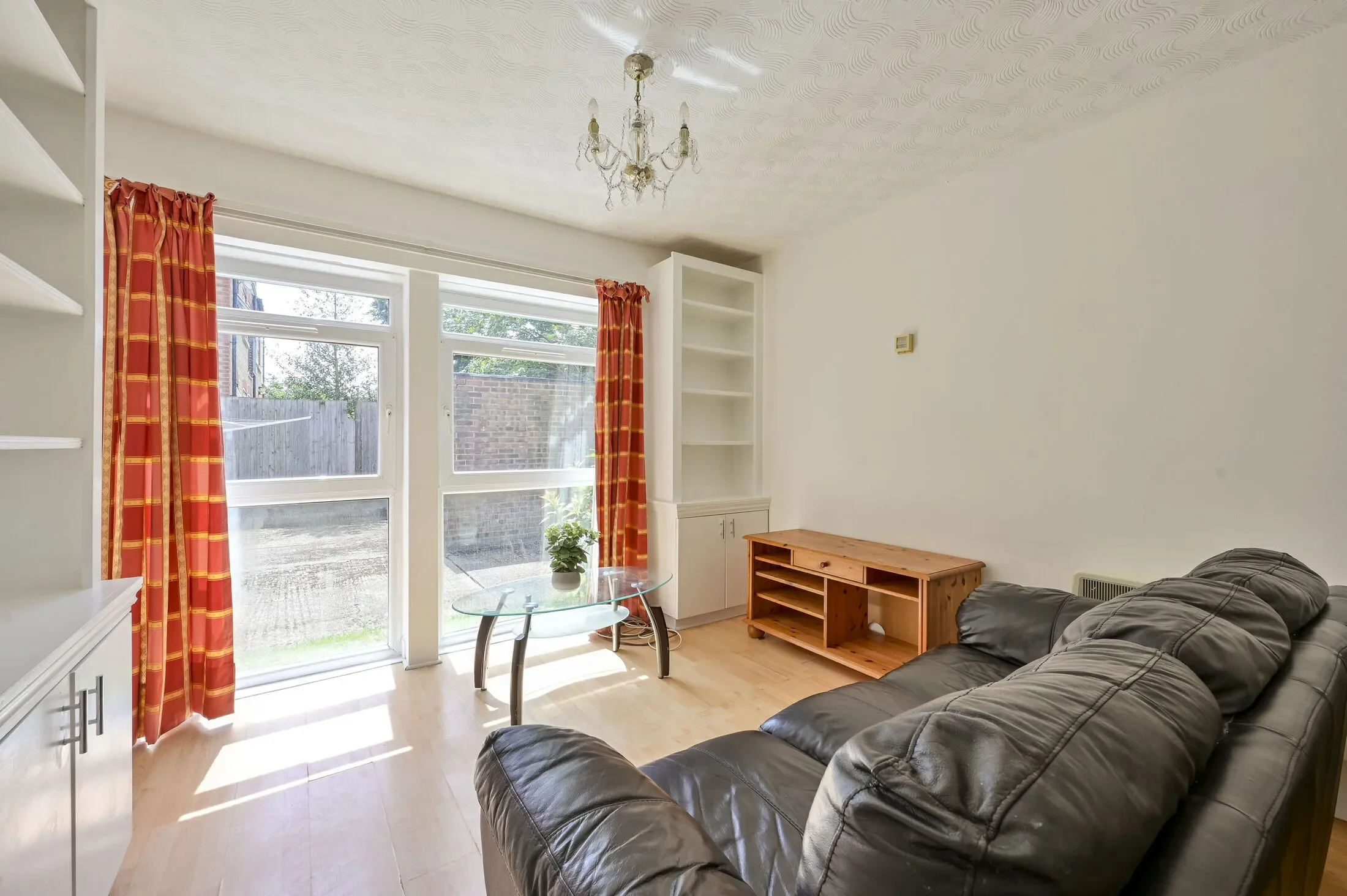Flat Morden Road in Greater London