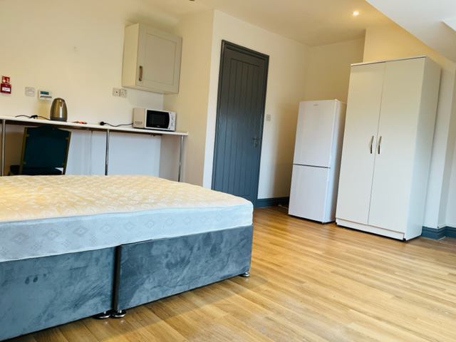 Room Baldwins Lane in Birmingham