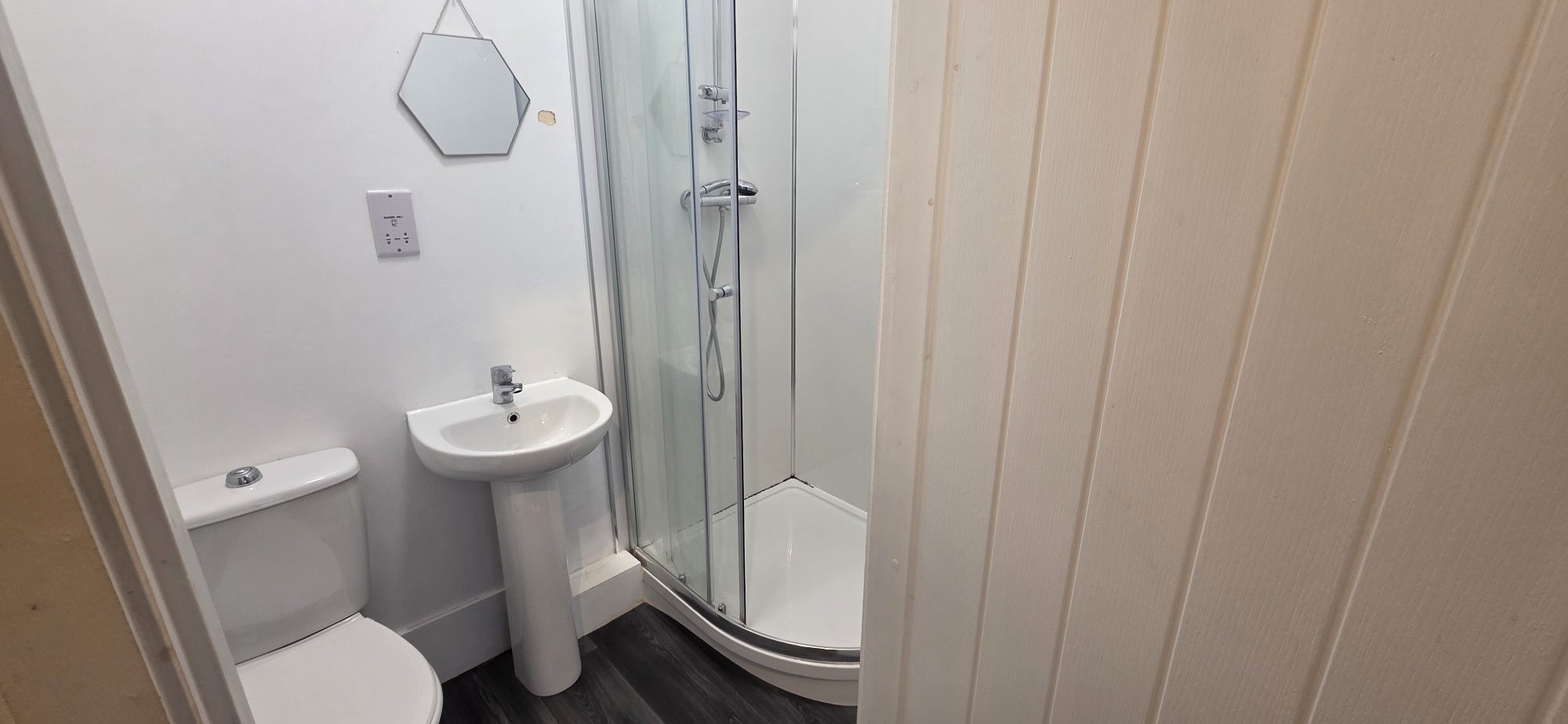 Room Norris Street in Warrington