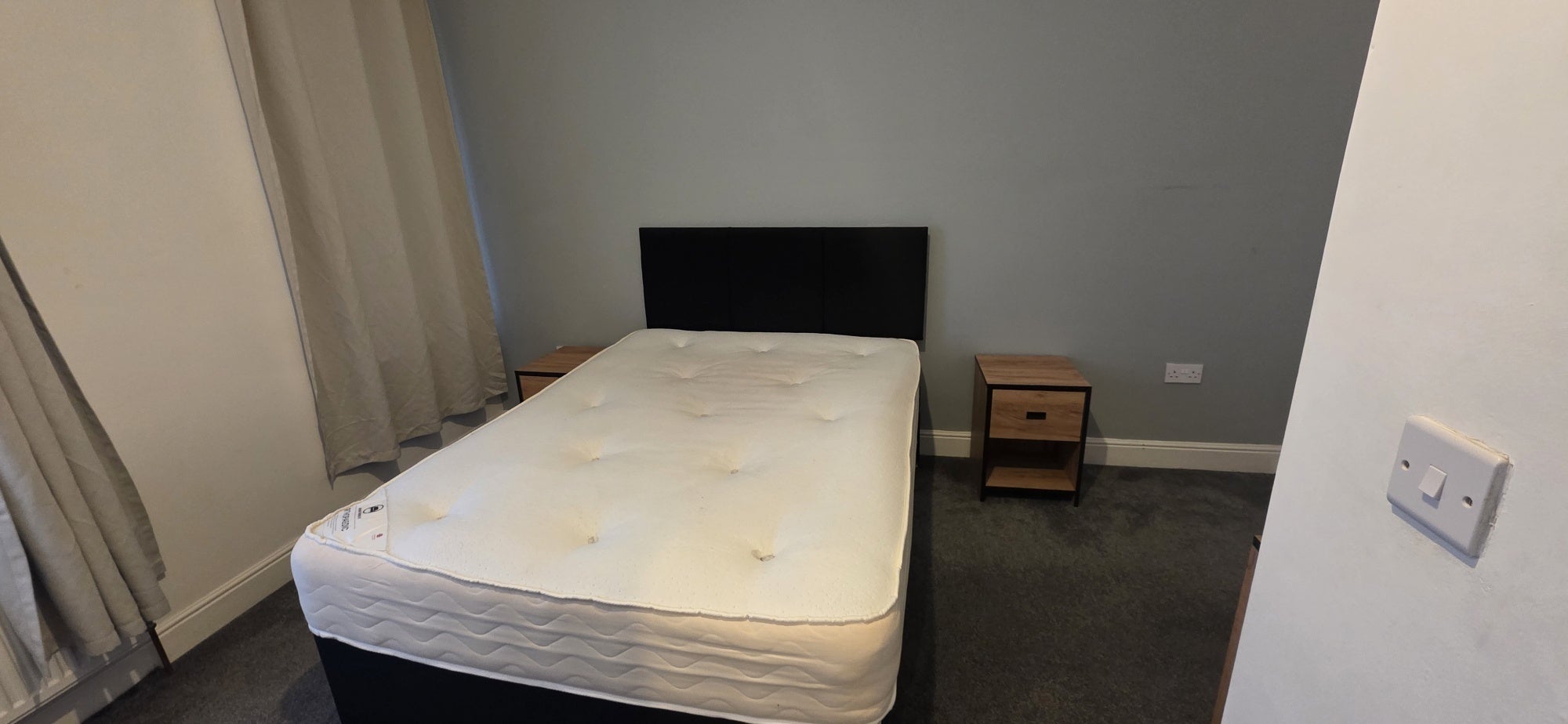 Room Norris Street in Warrington