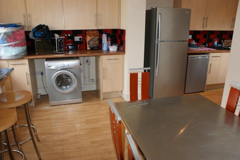 Room Wightman Road in Greater London