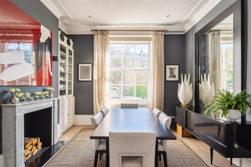 Flat Markham Square in Greater London