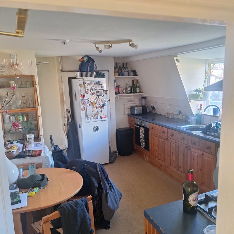 Room Lower Redland Road in Bristol