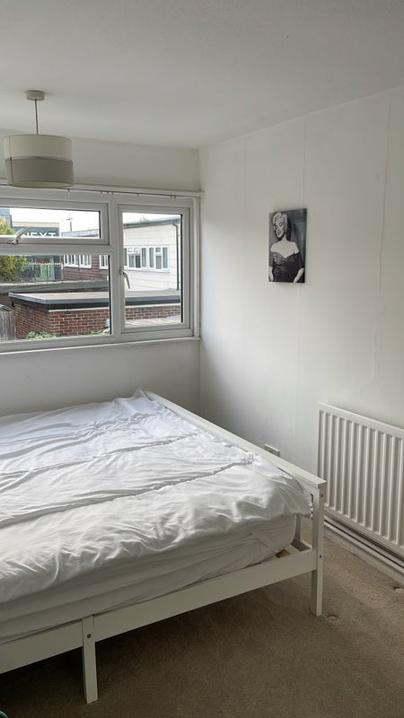 Room Savill Gardens in Greater London