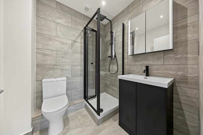 Flat Bartholomew Close in City of London