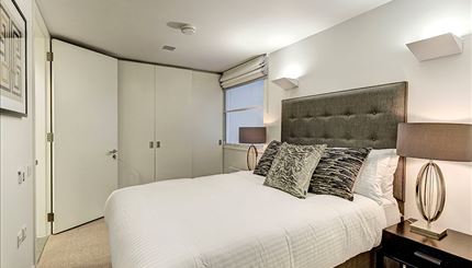 Flat Fulham Road in Greater London