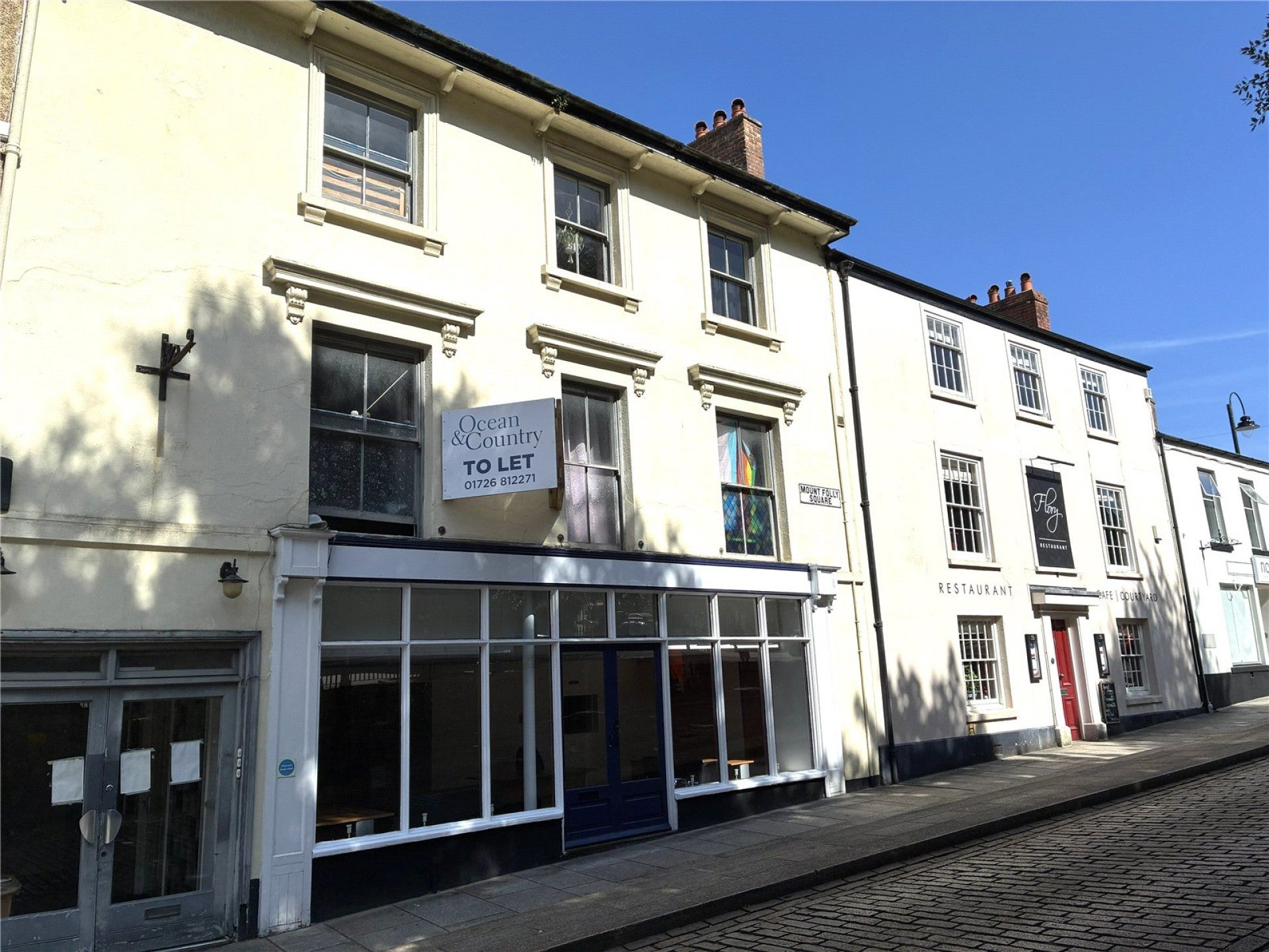 Flat Fore Street in Bodmin