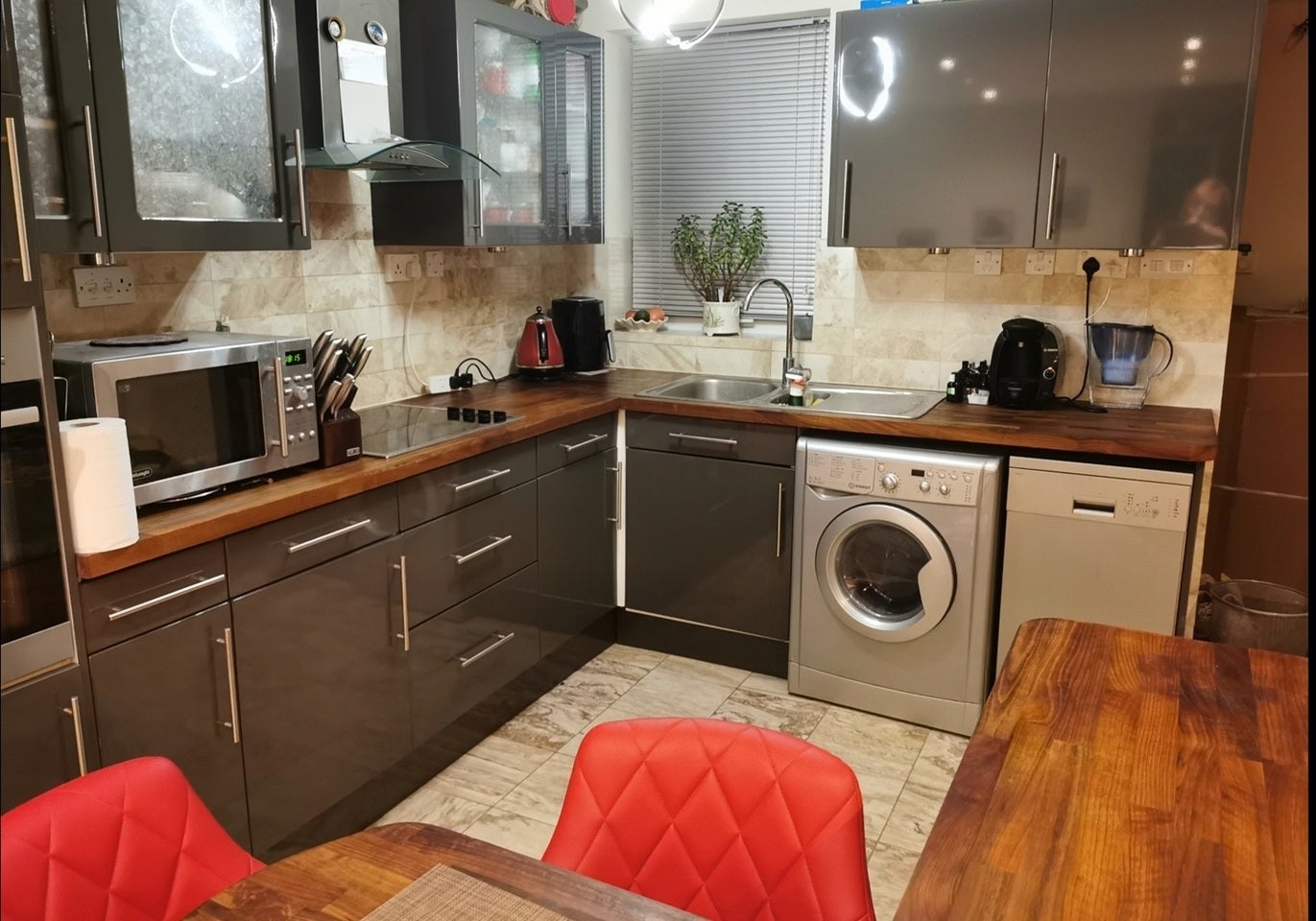 Room Lower Strand in Greater London