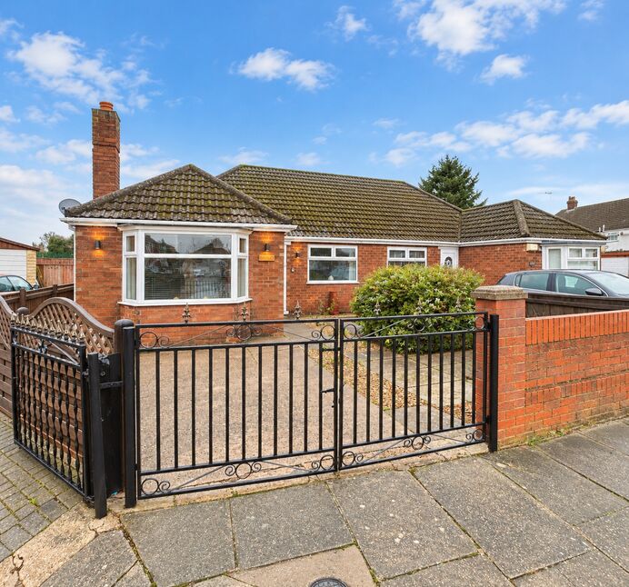Flat Salsbury Avenue in Grimsby