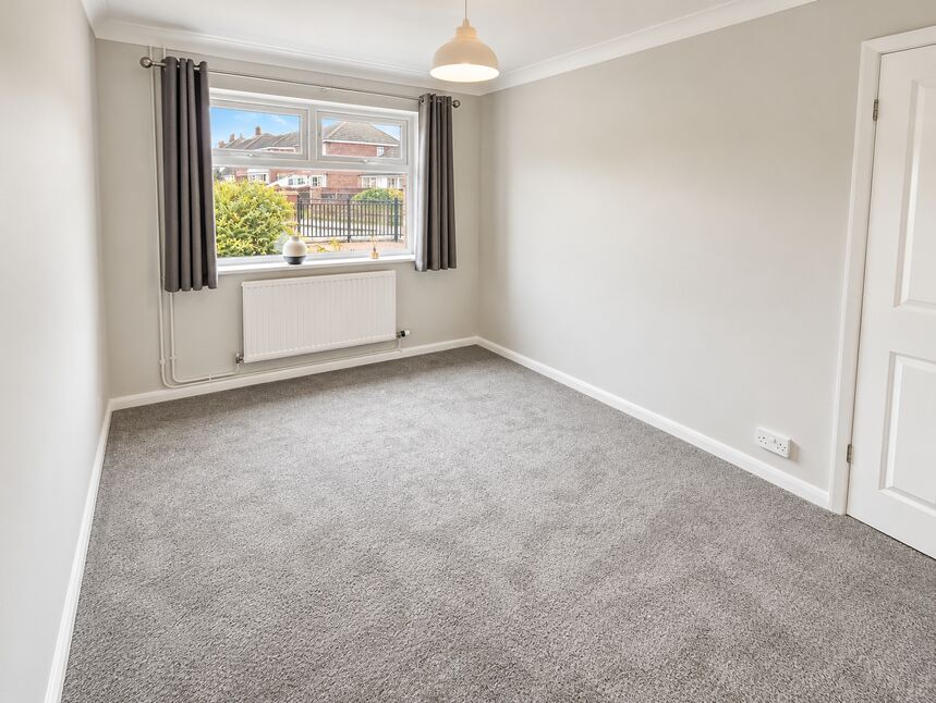 Flat Salsbury Avenue in Grimsby