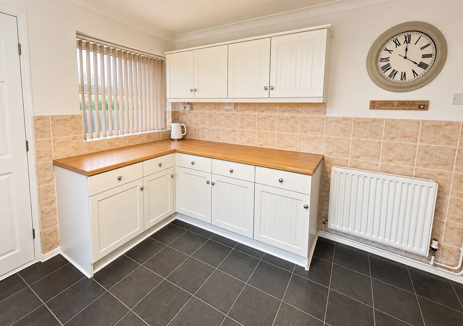 Flat Salsbury Avenue in Grimsby