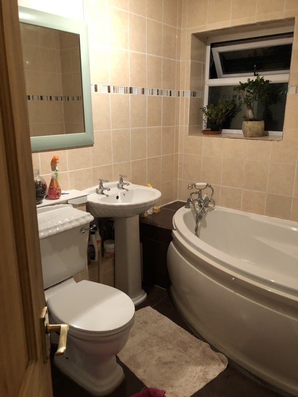Room Harvington Road in Birmingham