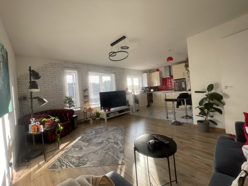 Room Eastney Road in Greater London