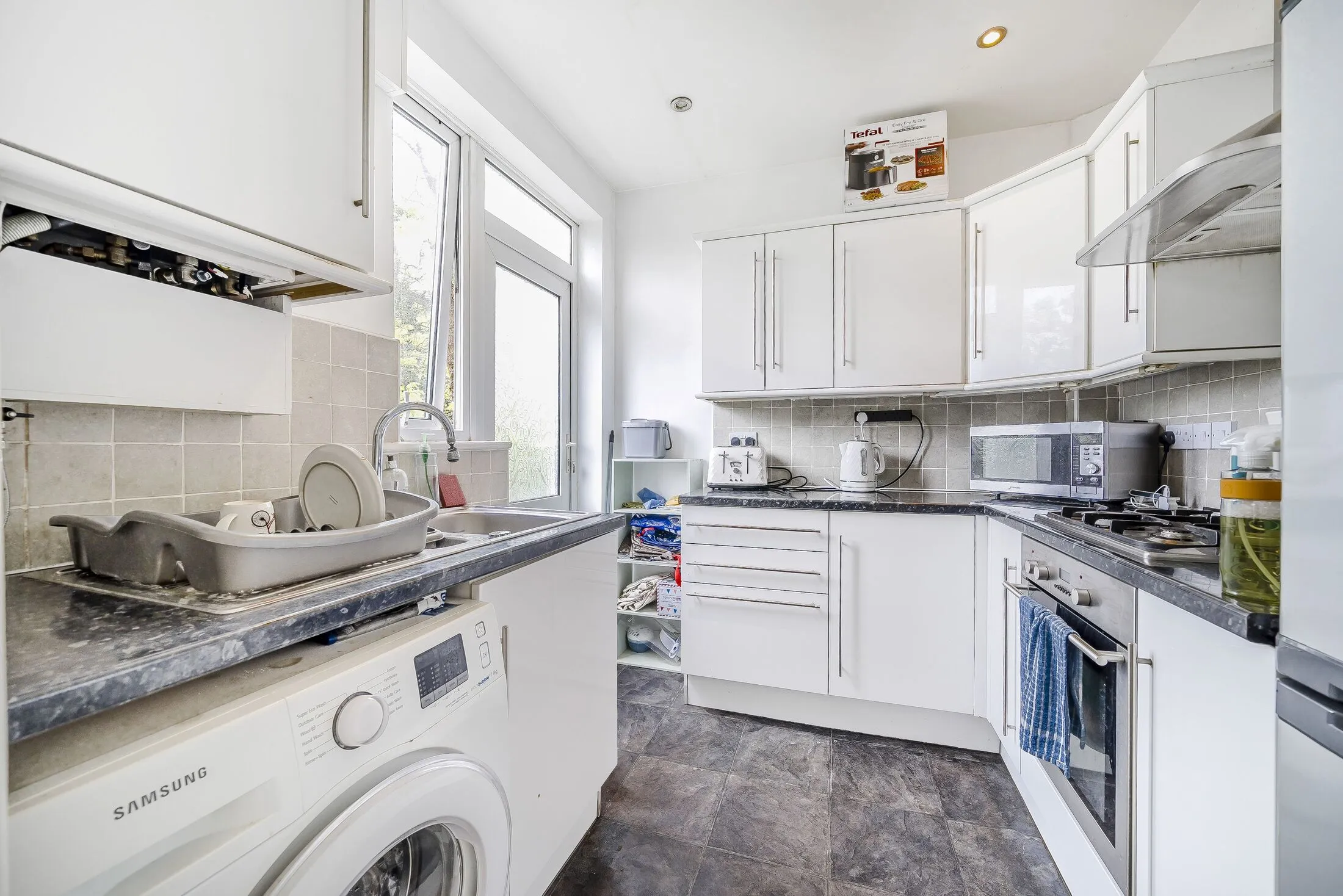 Flat Southcroft Road in Greater London