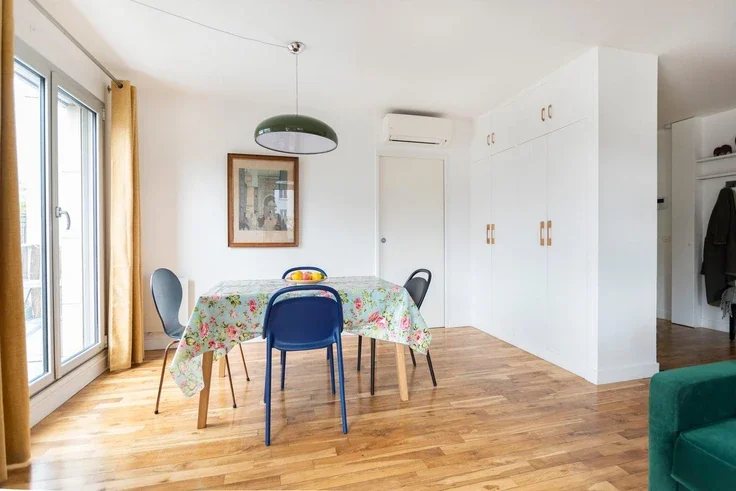 Appartement Rue Bouchardon à Paris