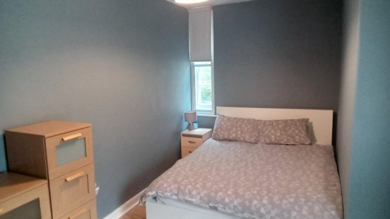 Room Liverpool Road in Greater London