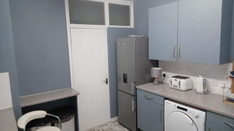 Room Liverpool Road in Greater London