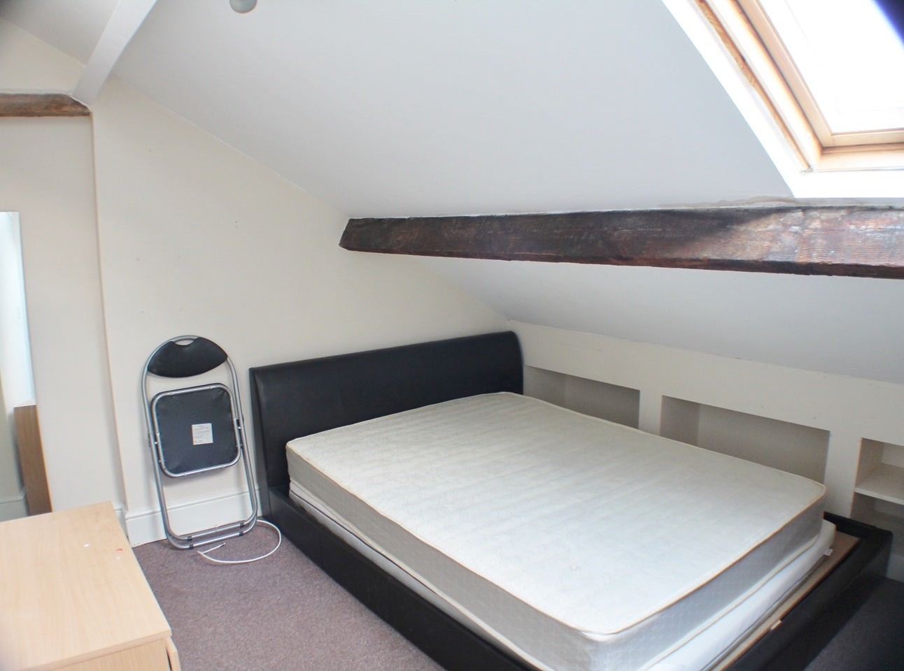 Room Saint Matthias Road in Nottingham