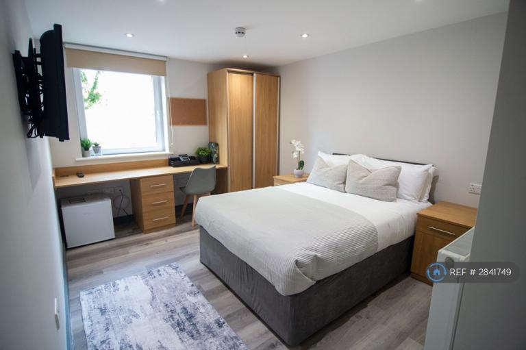 Room St Helens Road in West Lancashire
