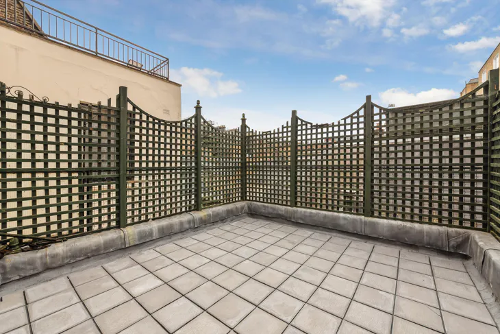 Flat Queen's Gate Place in Greater London