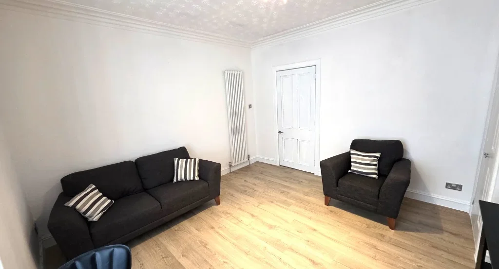Flat Claremont Place in Aberdeen City