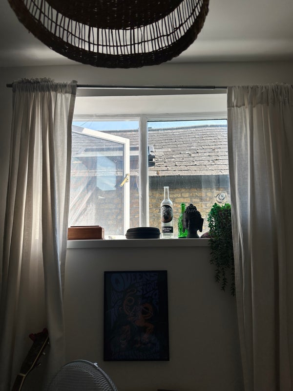 Room Kingsland Road in Greater London