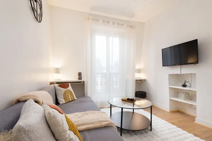 Flat Boulevard Victor Hugo in Clichy