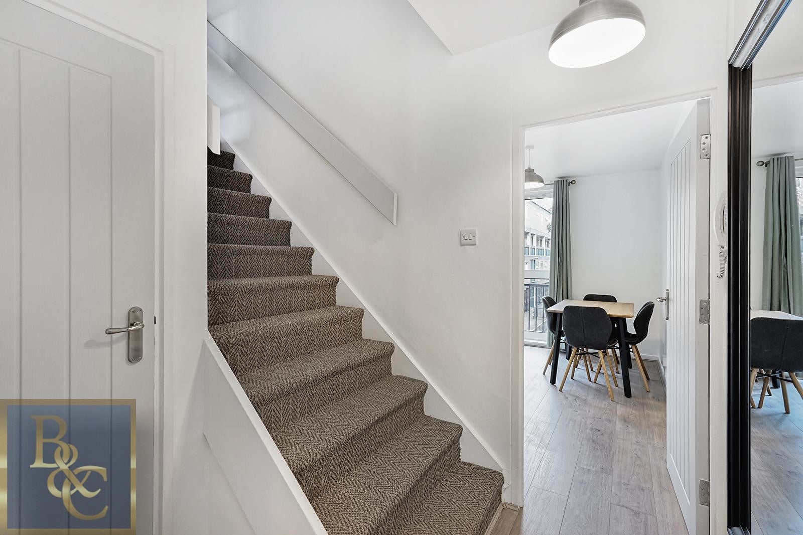 Room Bayham Street in London